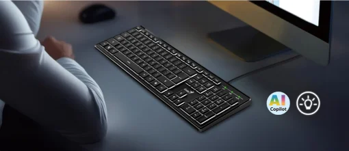 Cod. G:246 Teclado Genius SlimStar 820 / Retroiluminado blanco / AI Copilot / 19 teclas anti-efecto fantasma / 12 Teclas FN (8*audio, 4*Internet) / USB, cable 1.8 m