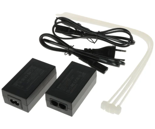 Cod. 156 Kit Radioenlaces Wi-Fi P/Exterior (3 km) HIKVISION DS-3WF3000-EI-5AC/P / 5 GHz; 867Mbps / Antena MIMO 2 x 2, 8 dBi / Entrada-salida PoE estándar / Emparejamiento automático / Control: Web y APP Hik-Partner Pro / IP55