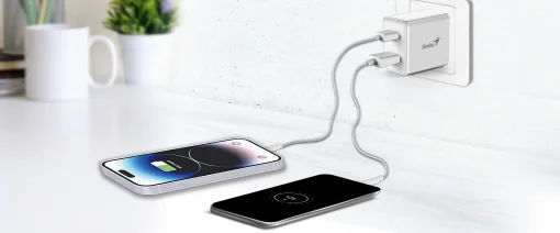 Cod. 164 Cargador de pared Genius PD-20AC 20W (Carga r&aacute;pida) / dual 2*puertos 3.0 CC 5 V/3 A (1*puerto USB-A + 1*puerto USB-C) / blanco